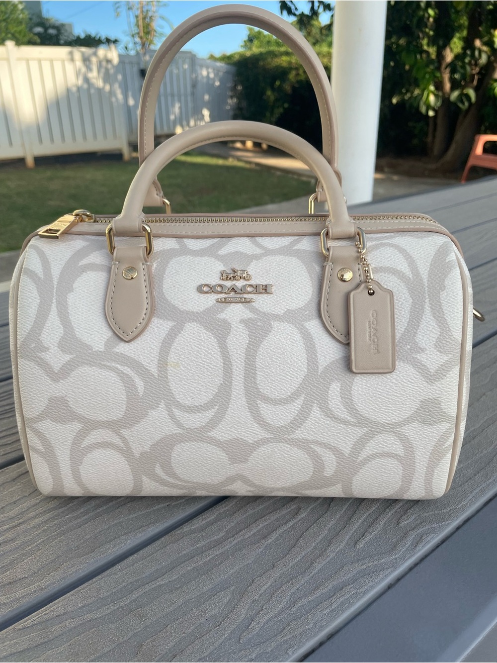 Coach Medium Signature Sketch Ivory Rowen - Picture 2 of 9